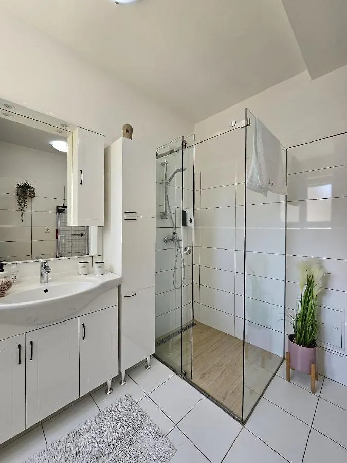Apartment Lux Zára
